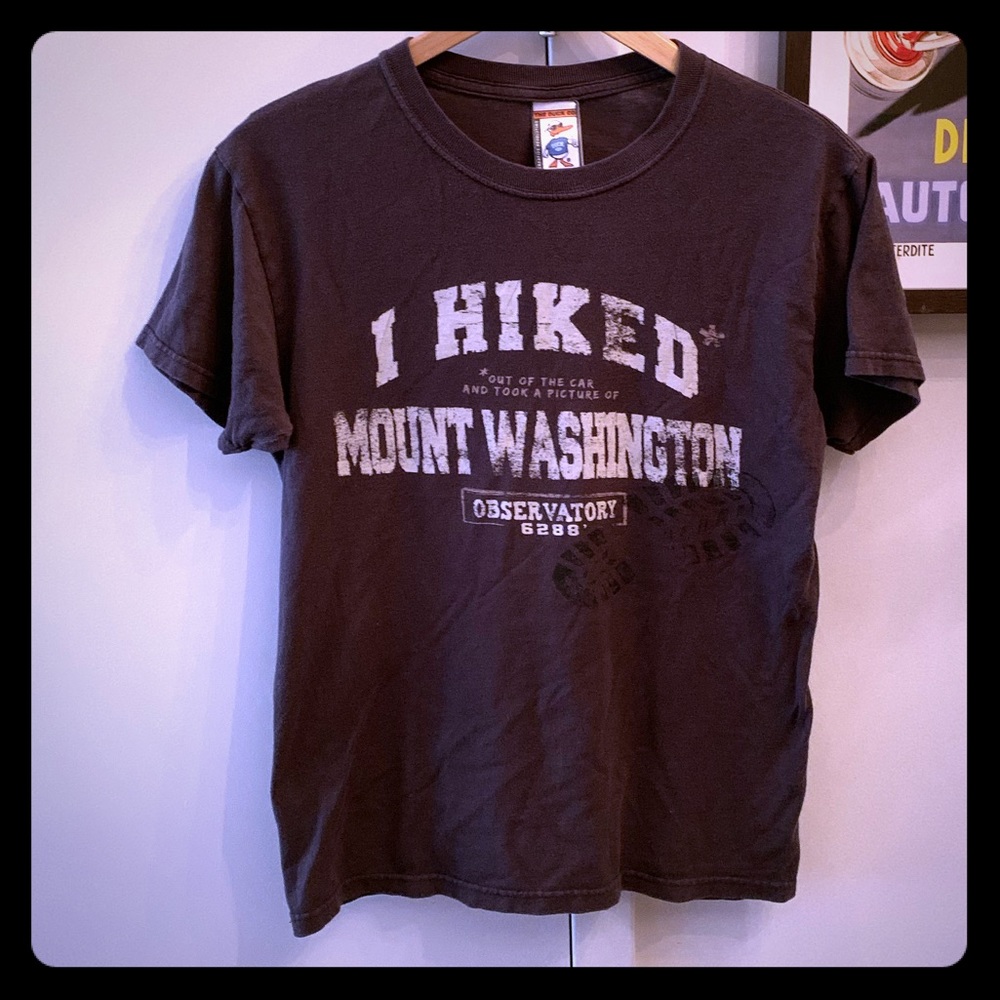 Authentic! Funny Mount Washington T-shirt